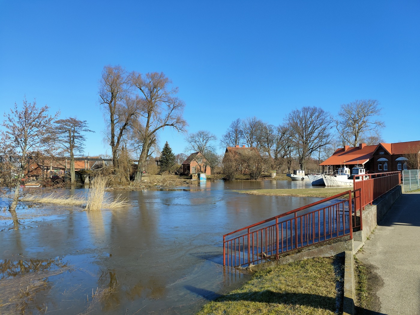 Beim Schöpfwerk von Kuwerts Hof